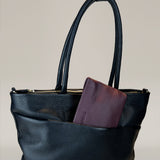 Tara Tote Tall - D101 Black